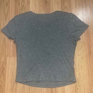 Ripped baby Tee in gray